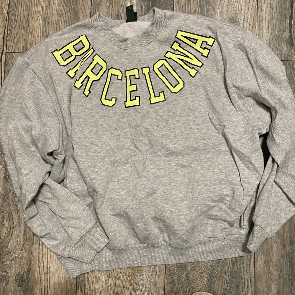 Wild Fable Barcelona Crewneck